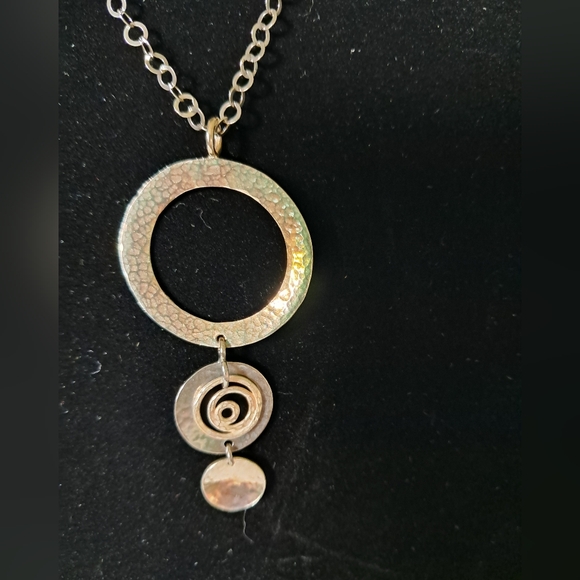 925 Israel Sterling Silver Silpada Circle Hammered Pendant Necklace - Picture 9 of 12